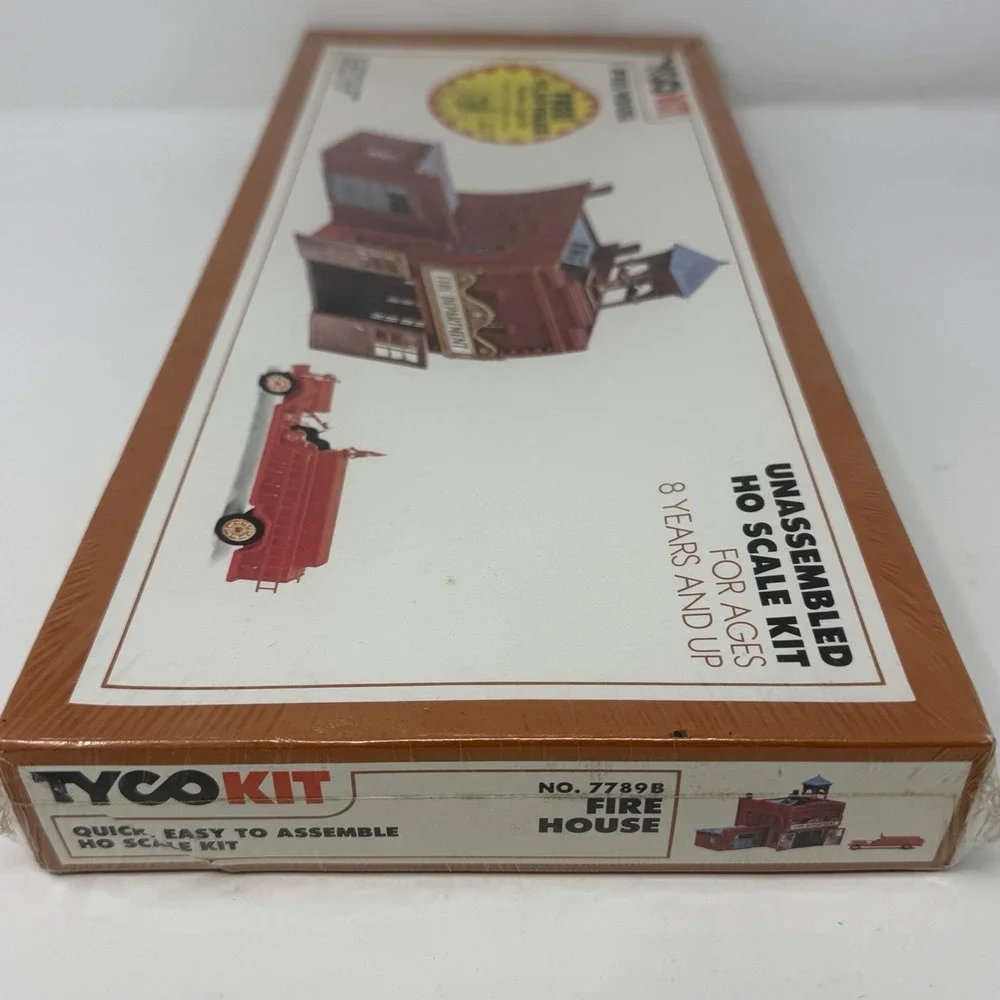 Tyco 7789 HO Scale Fire House Kit #7789B Brand New Sealed